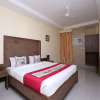 Отель OYO 9814 Hotel Parnil Palace 2, фото 5