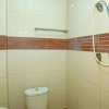 Отель OYO 92469 Hotel Sahabat, фото 9