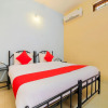 Отель OYO 7686 Rose Garden Standard Rooms, фото 22