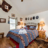 Отель Cedar Creek Retreat by Vtrips, фото 12