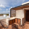 Отель Magical Ph In Town Wprivate Rooftop Glass Tub, фото 20