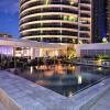 Отель Orchid Residences HR Surfers Paradise в Голде-Косте