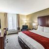 Отель Comfort Inn & Suites Greenwood, фото 11