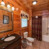 Отель Splash Country 4 Bedrooms 4 Bathrooms Cabin, фото 24
