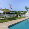 Отель The Beaches Motel and Cottages, фото 13