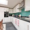Отель The Osney Island Way - Spacious & Bright 3bdr Home With Garden, фото 4