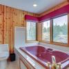 Отель Dog-friendly Grand Lake Cabin w/ Shadow Mtn View!, фото 6