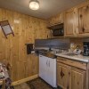 Отель Swiftcurrent Lodge and Cottages by the River, фото 7