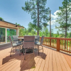 Отель Modern Ruidoso Retreat: 14 Mi to Ski Apache!, фото 1