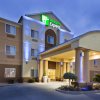 Отель Holiday Inn Express Hotel & Suites Burlington, an IHG Hotel в Берлингтоне
