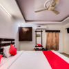 Отель Samrat By OYO Rooms, фото 16