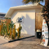 Отель Cruises the Pool Access, фото 15