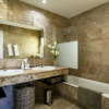 Отель La-Beautiful 3 Bedroom Penthouse Close To Sea, фото 14