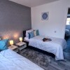Отель 25 Mins to CL! A London 2-bedhome - Sleeps 1-4!, фото 4