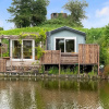 Отель Idyllic Holiday Home in Ooltgensplaat With Private Terrace, фото 20