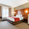Отель Comfort Suites Tallahassee Downtown, фото 36