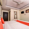 Отель Samrat By OYO Rooms, фото 19