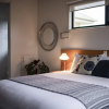 Отель Cowes Luxury Beachfront Apartment - Phillip Island, фото 5