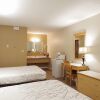 Отель Canadas Best Value Inn and Suites Fernie, фото 5