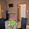 Отель Lovely 2-bed Apartment in Vinisce, Close to Beach, фото 7