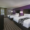 Отель Holiday Inn Express And Suites Ardmore, фото 2
