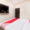 Отель OYO 16975 Hotel Golden View, фото 23