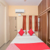 Отель New SV Suites by OYO Rooms, фото 6