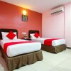 Отель OYO 11343 Hotel Putra Iskandar, фото 7