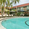 Отель Days Inn by Wyndham Clearwater/Gulf to Bay в Клируотере