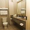 Отель Comfort Inn & Suites, фото 10