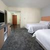 Отель Hampton Inn & Suites Clinton - I-26, фото 33