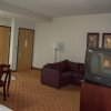 Отель Chisholm Suite Hotel в Данкене