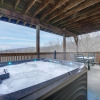 Отель Pet-friendly Branson West Lodge w/ Hot Tub!, фото 21