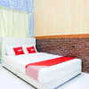 Отель OYO 89684 Mawaddah Inn Stay, фото 15