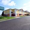 Отель Quality Inn and Suites Springfield Southwest near I-72, фото 1