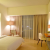 Отель HARRIS Hotel & Conventions Bekasi, фото 6