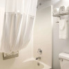 Отель Quality Inn, фото 22