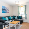 Отель Comfy, 2 Bed House, Sleeps 6 with Garden and Free Parking in Cheltenham, фото 5
