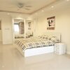 Отель Large, Stylish 2 bed Apartment With Pool Table in Pattaya, фото 1