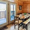 Отель SmokyStays 5 Bedroom Cabin, фото 14
