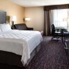 Отель Holiday Inn Wichita East I-35, an IHG Hotel, фото 2