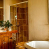 Отель A Whale of a View Bed & Breakfast, фото 9