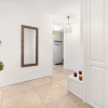 Отель Lumina 4-room apartment in Center, фото 5