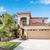 Отель Spacious Pool Area With Lake View - 5bd/4.5ba Pool Home #5av139, фото 1
