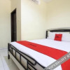 Отель RedDoorz near Puskesmas Sei Jang Tanjung Pinang, фото 1