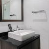 Отель Comfy and Elegant 1BR Branz BSD Apartment, фото 5