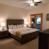 Отель Beautiful 2br In River Run - Kids Ski Free! 2 Bedroom Condo by RedAwning, фото 4