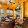 Отель Big Sky Lodge II, 7 Bedrooms, Sleeps 28, Theater, Arcades, Hot Tub, Gazebo, фото 2