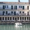 Отель Fiori sullAcqua Apartments, фото 1