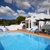 Отель Secluded Villa in Bordeira With a Private Swimming Pool, фото 8
